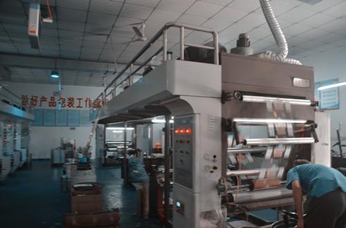 新(xin)型覆膜機