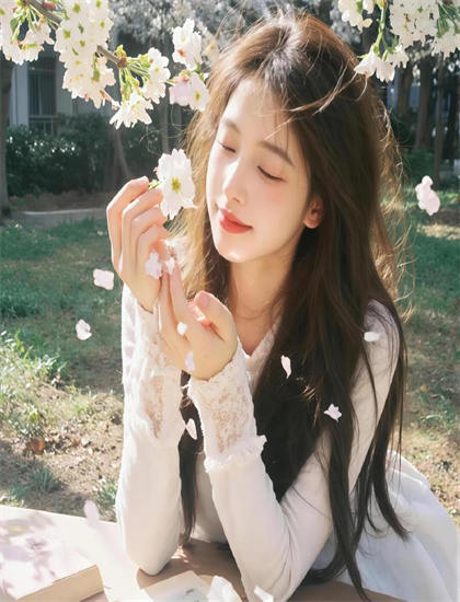 《反派：开局喂萝莉女主吃进口糖》看懂全攻略：象征意义与隐喻手法 获得专业视角的实用方法